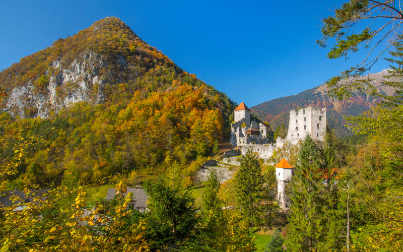 Grad Kamen, cilj Lambergove poti, foto: Jošt Gantar